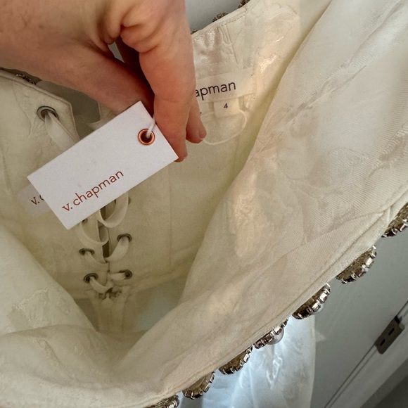 The Lucia Dress in White Baroque Floral V. Chapman corset jacquard - Picture 13 of 13